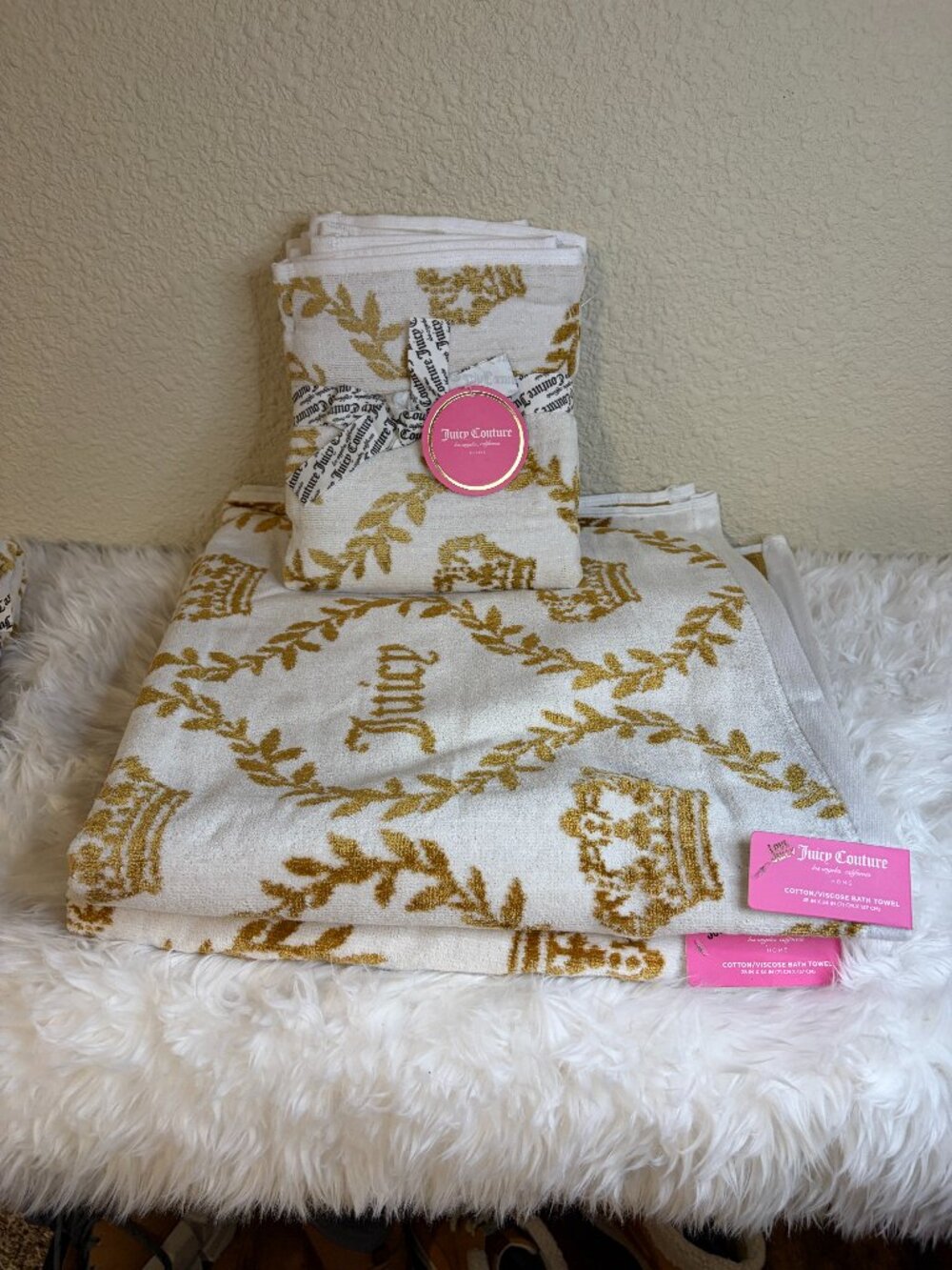 Juicy Couture Home 4PC Bath Towel Set White Gold Crown Luxury Towels NWT